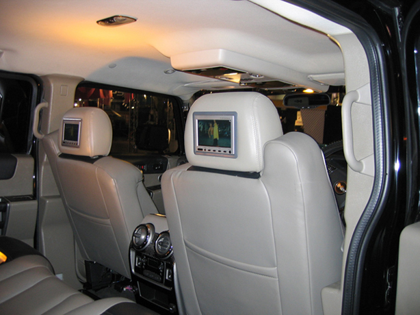 Hummer H2 photo
