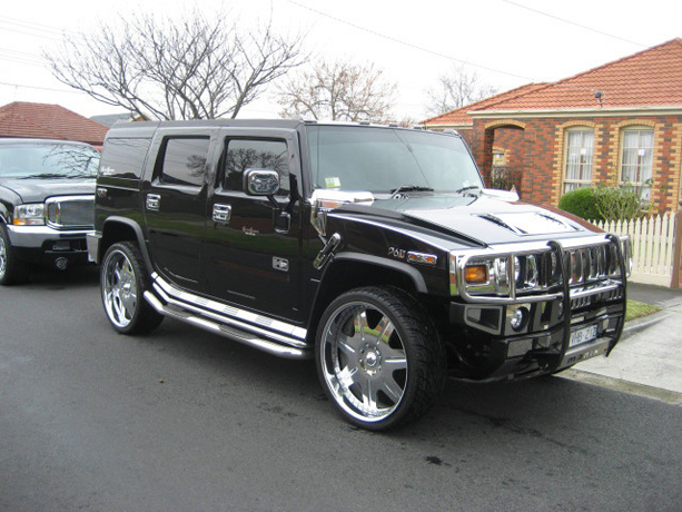 Hummer H2 photo
