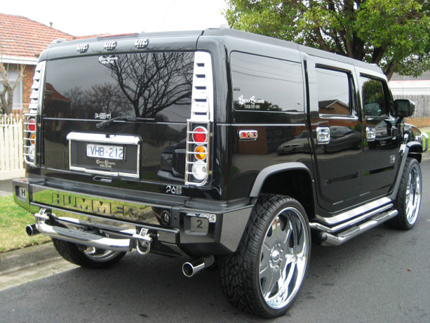 Hummer H2 photo