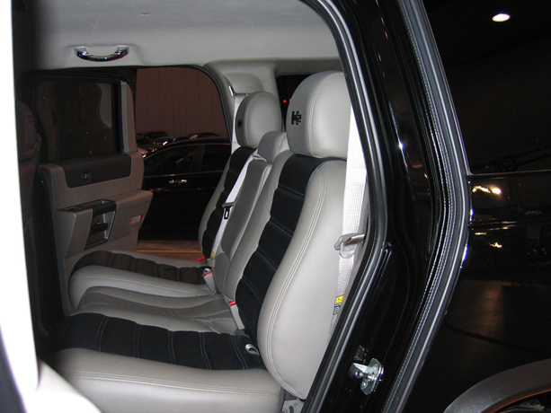 Hummer H2 photo