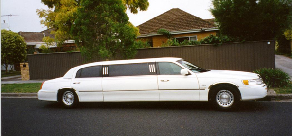 7 Seater Limousine