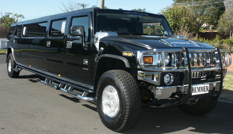 Stretch Hummer H2 photo