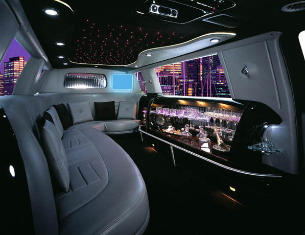 SUV limousine photo